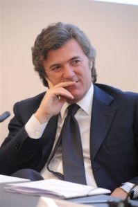 Flavio Cattaneo perfezionato l’accordo per l’acquisizione della rete di trasmissione nazionale e in alta tensione di A2A